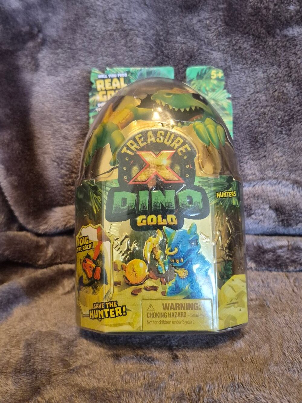 Treasure X Dino Gold Dino Hunters Dig The Rock, NIB